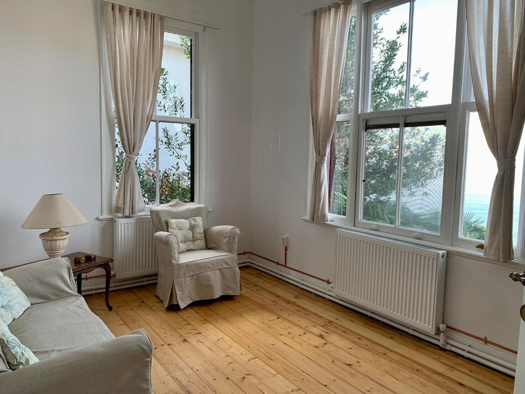 Appartamento Bueyuekada Al Koesk Adalar Esterno foto
